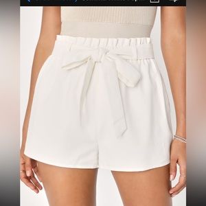 White paper bag waist shorts